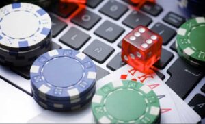 Tips to Consider to Play Wisely in Online Casinos