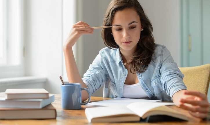10 Healthy Study Snacks to Keep You Focused In 2022