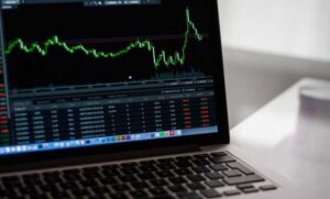 4 Reasons to Use Commission-Free Stock Trading Apps