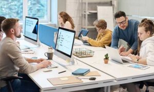 Outsourcing IT Support Services to Professionals