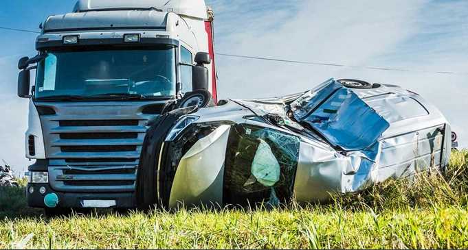 Should I Get a Truck Accident Lawyer?