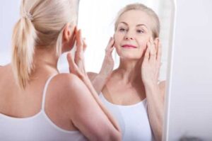 The Secrets To Losing Stubborn Face Fat, Revealed