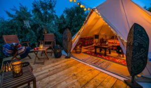 What is Glamping