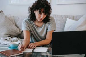 Pros and Cons of Online Examination System