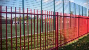 Top reasons you need to consider commercial fencing
