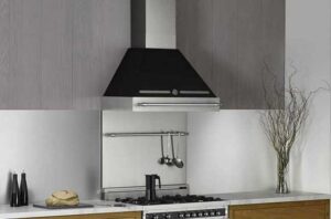 How Much Does a Kitchen Range Hood Usually Cost