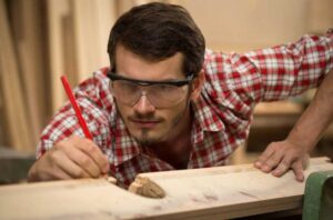 Types Of Works That Usually Wear Protective Eyewear