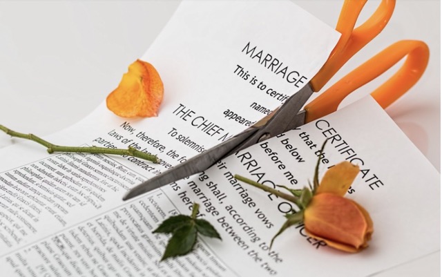 Why Hiring a Divorce Lawyer May be Your Best Move Yet