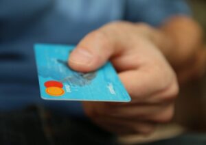 Tips to Manage Employee Use of Business Credit Cards