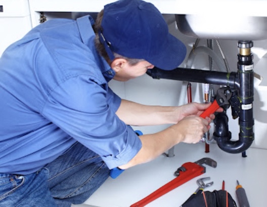 6 Qualities To Look For In A Professional Plumber