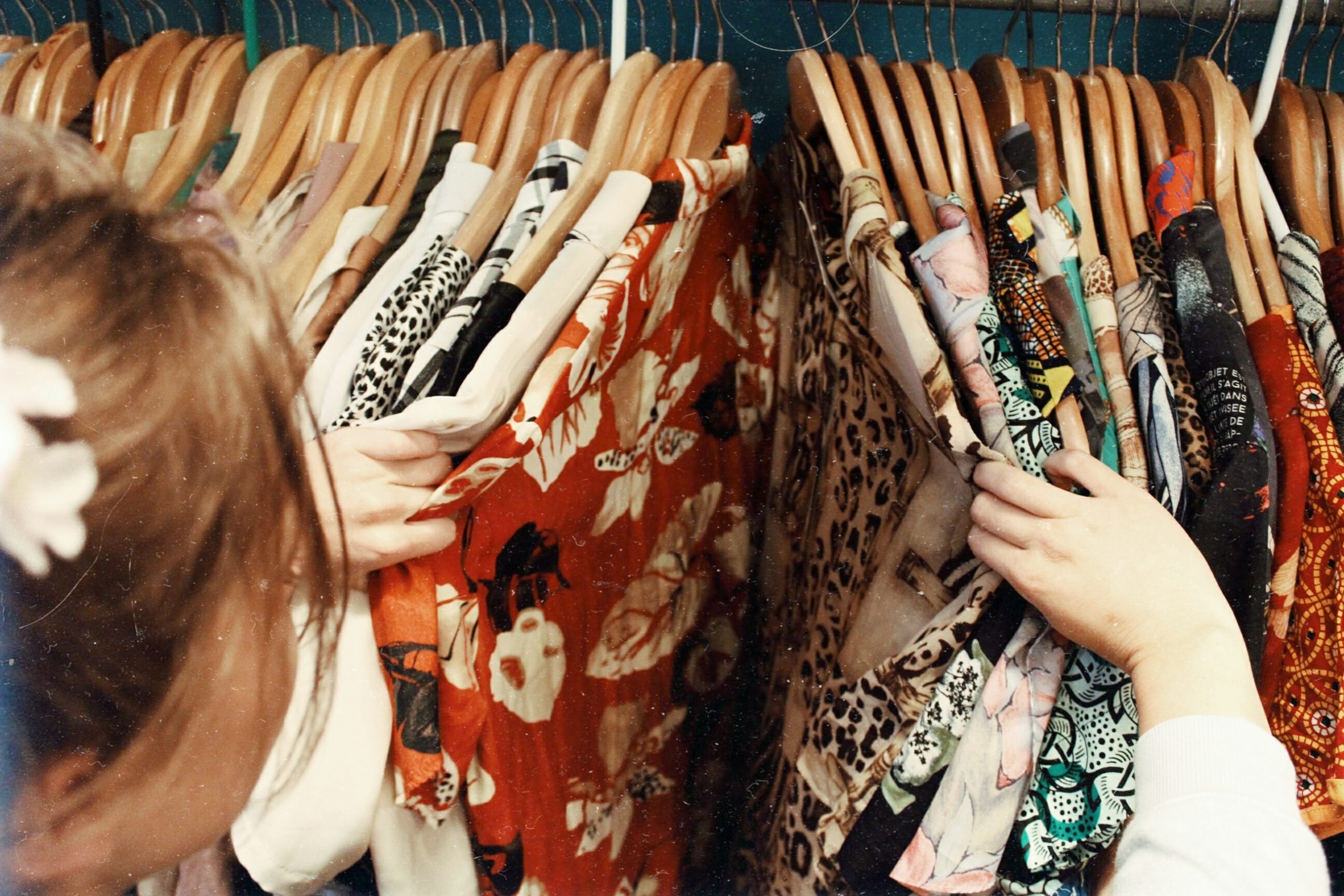 Vintage Clothing Buying Tips What To Look For When Shopping Online