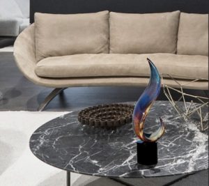 How Murano Glass Abstract Sculptures Add a Touch of Glamour to Home Interiors