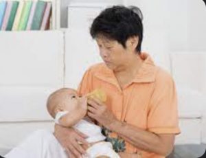 The Role and Responsibilities of a Confinement Attendant