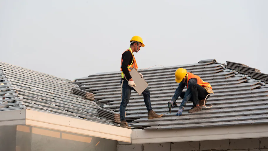 Choosing the Right Roofing Company: Protecting Your Home with Expert Care