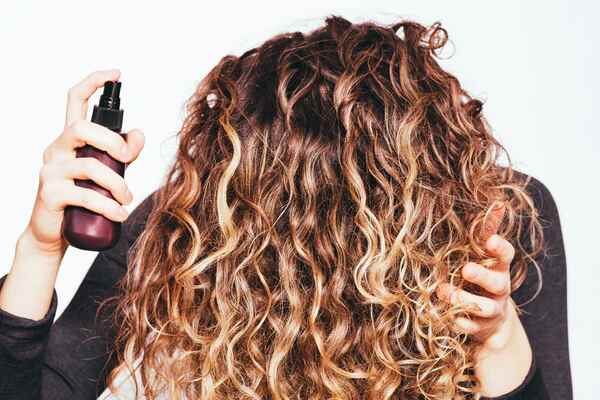 How to Style Curly Hair with Just Hairspray (And Why It Works)